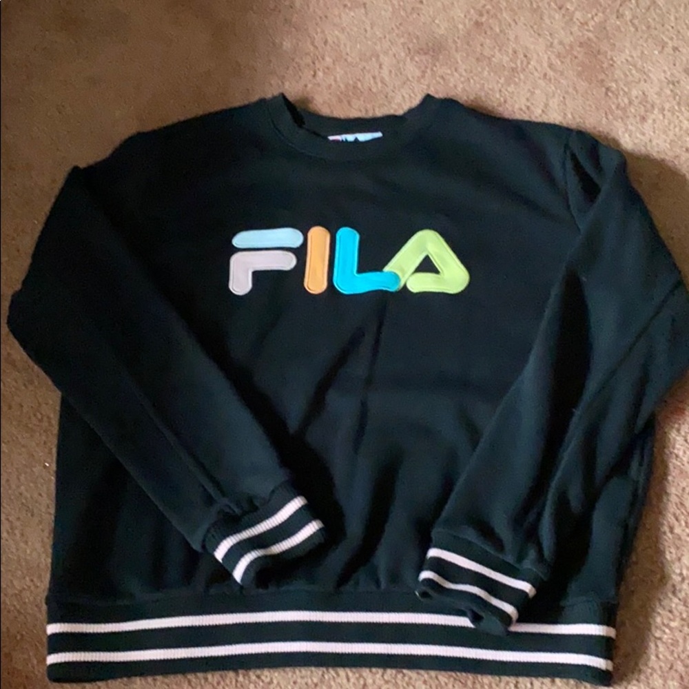 Black fila crewneck sweater